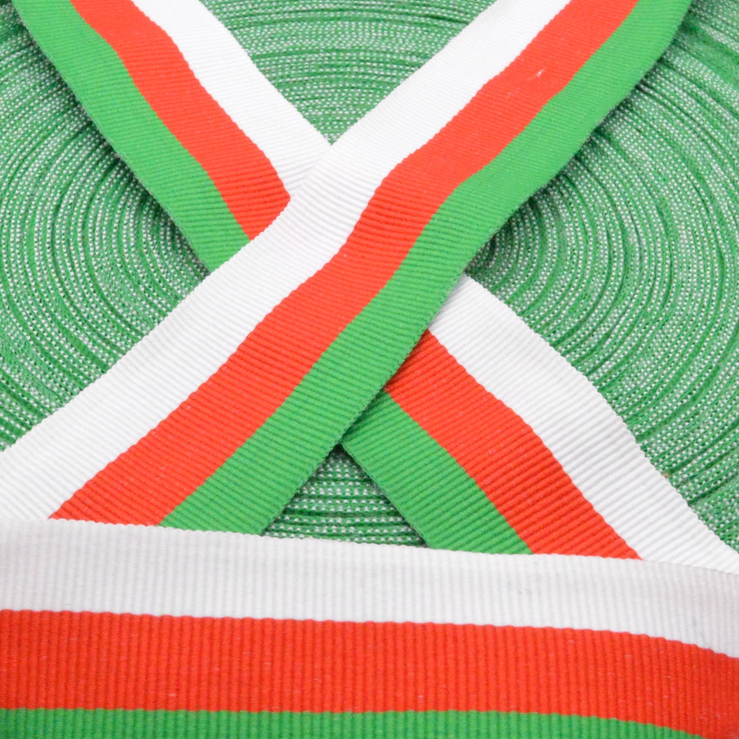 Ruban Au Mètre En Gros Grain Blanc Rouge Vert 35 mm